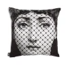 Cuscino Burlesque bianco/nero - Fornasetti